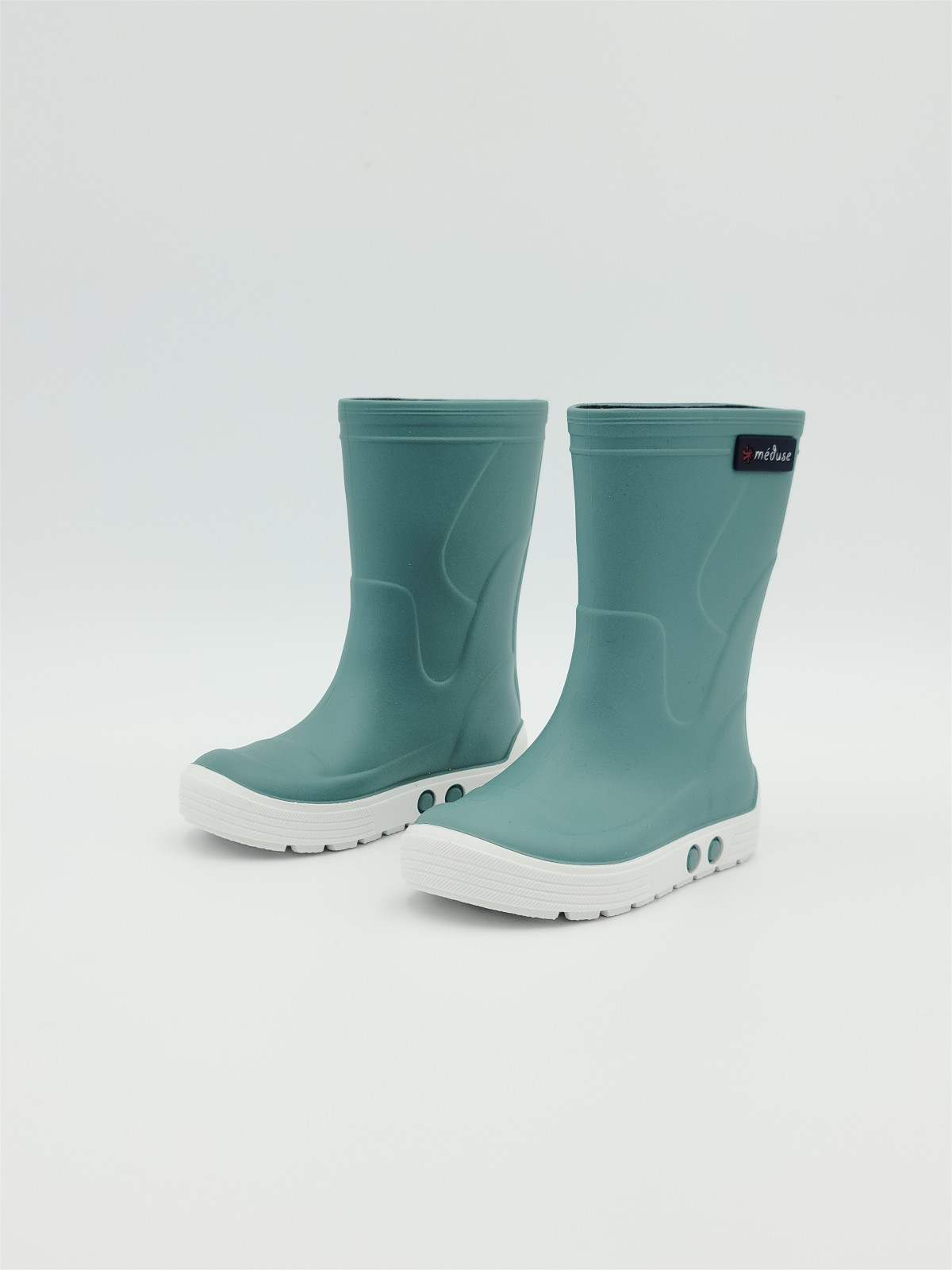 airport pvc lichen .