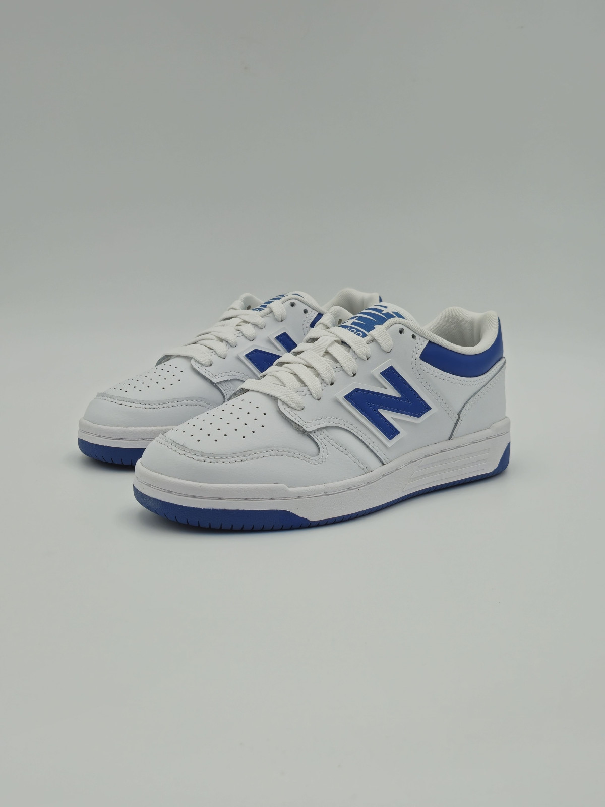 480 j cuir blanc/bleu