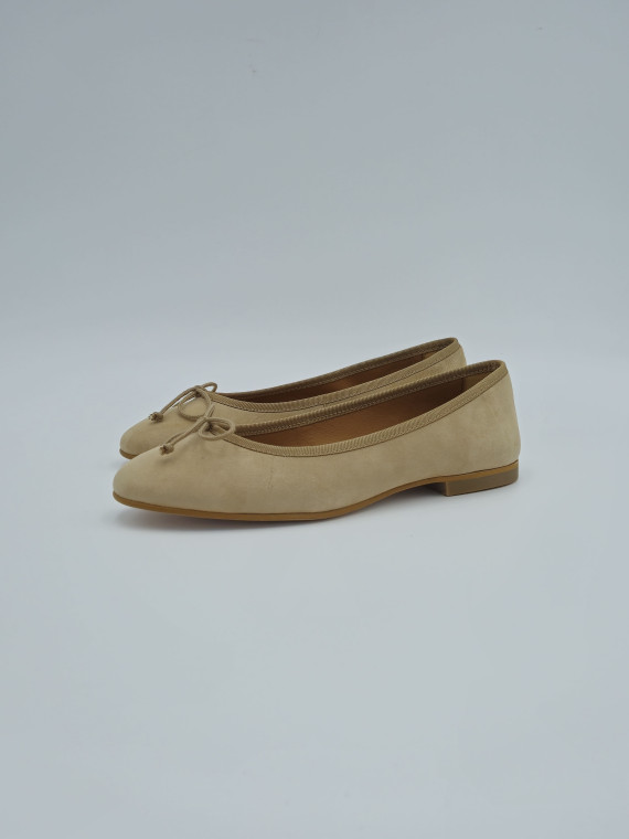 a1002an nubuck taupe