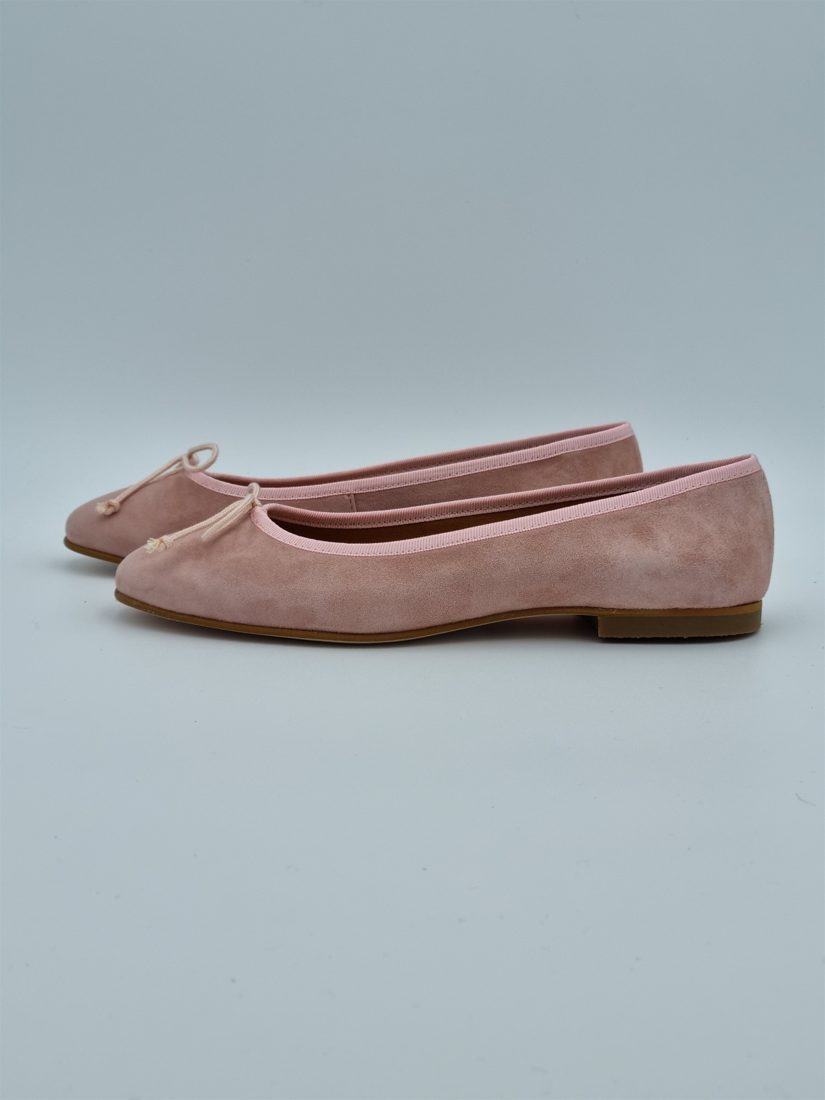 a1002an nubuck rose