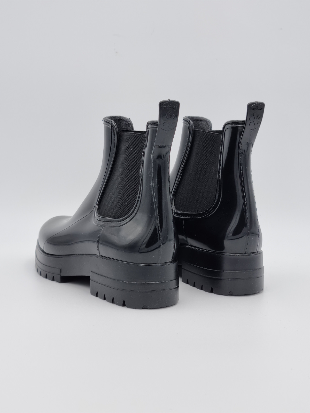 japmod caoutchouc noir