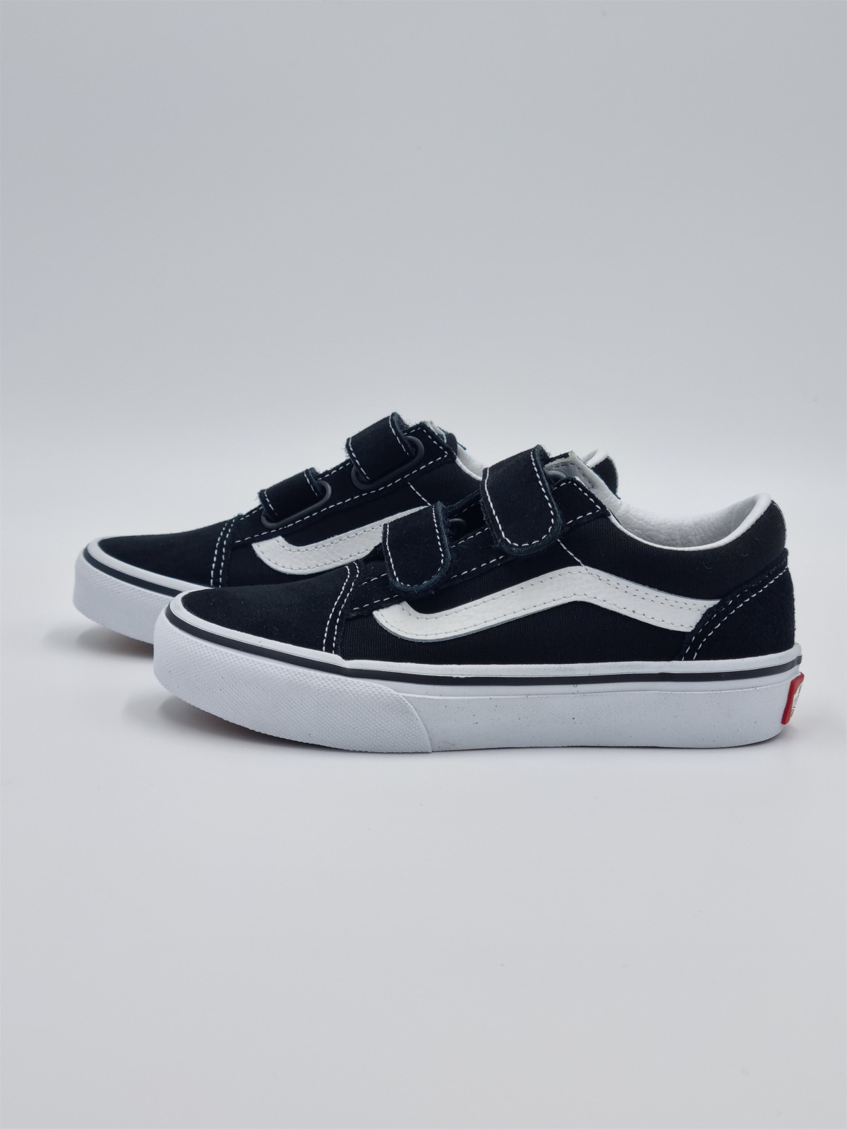 uy old skool v textile black/true white