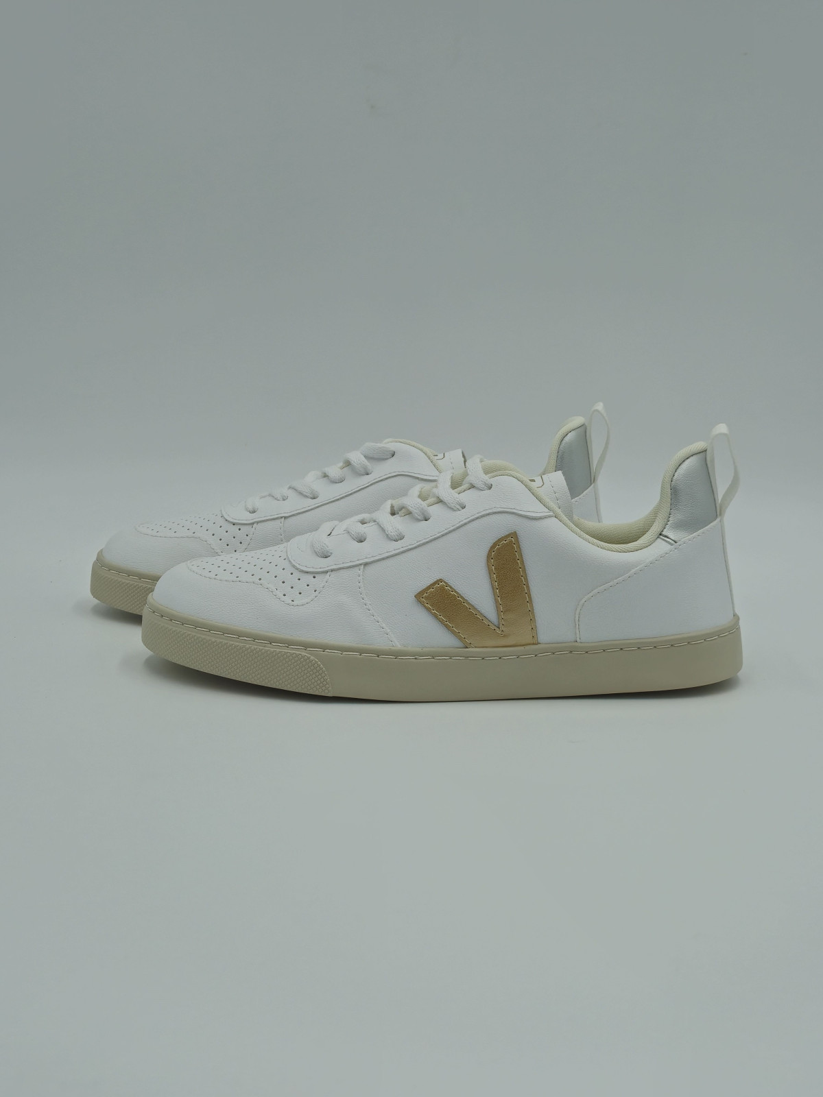 v-10 l textile white_platine_silver