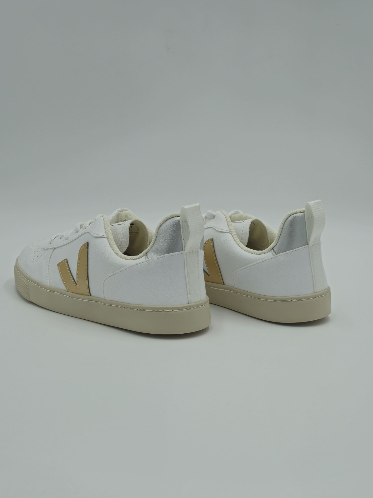 v-10 l textile white_platine_silver