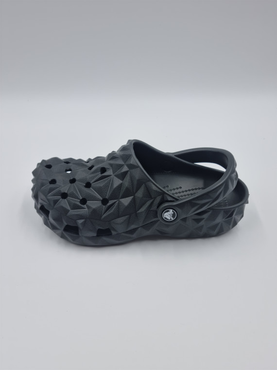 classic geometric cl pu. black