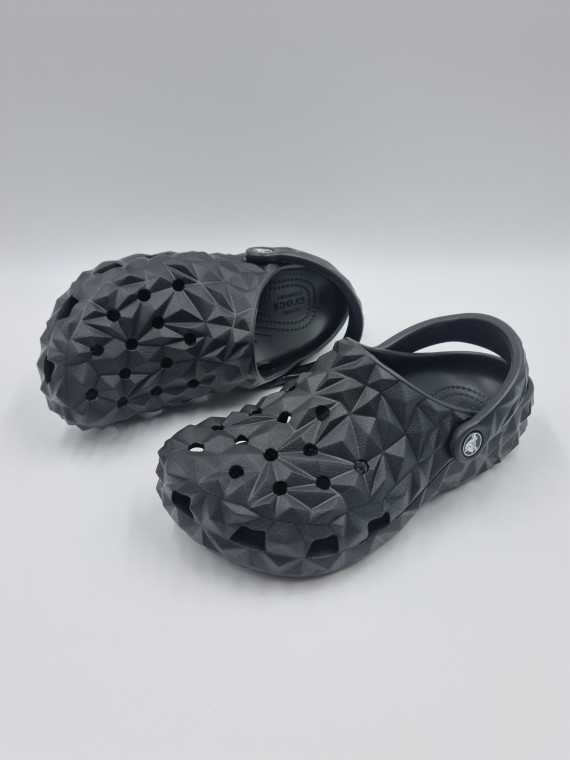 classic geometric cl pu. black