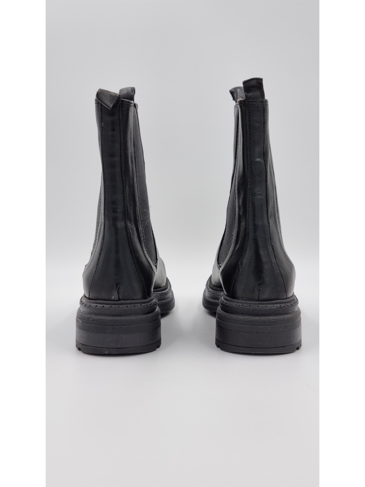 kira cuir pully noir