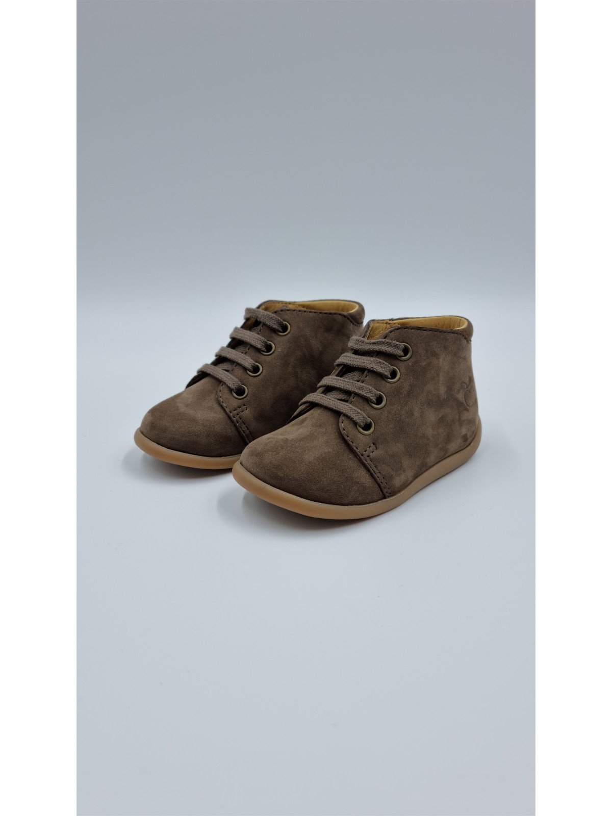 stand-up bottine nubuck taupe