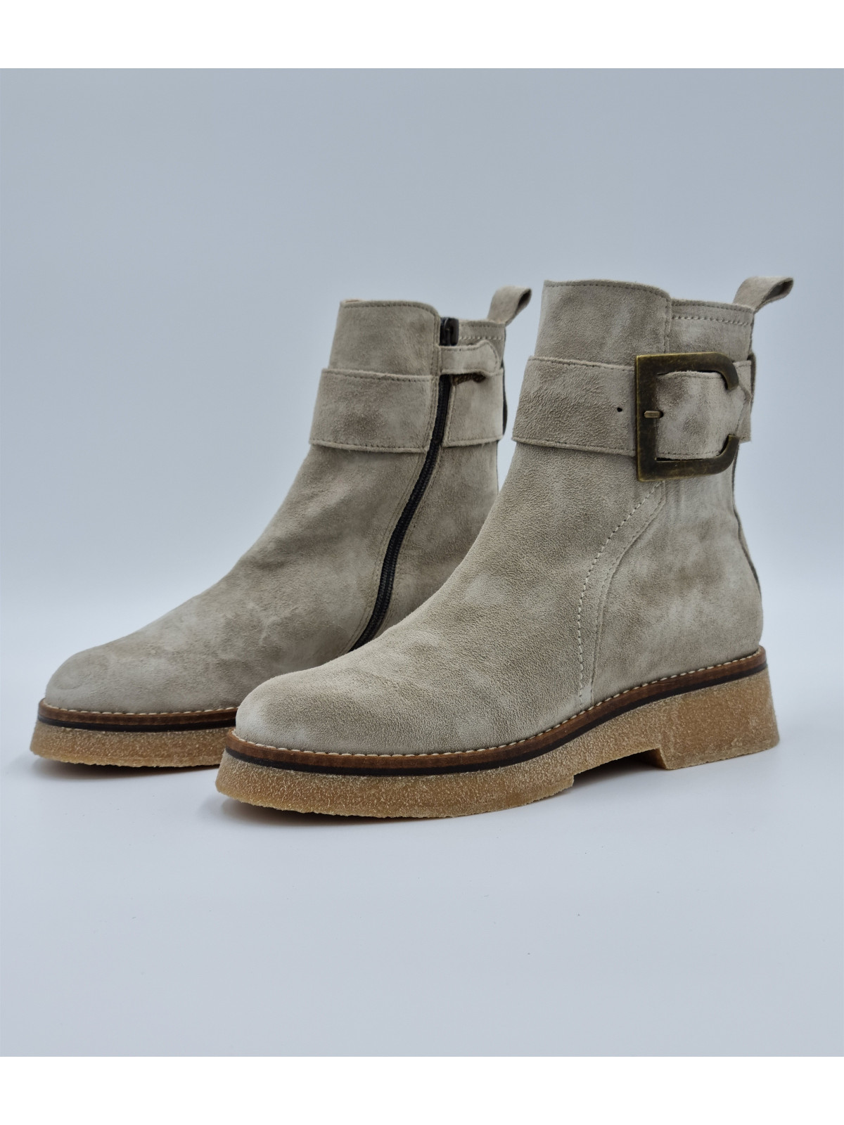 a1033se nubuck beige