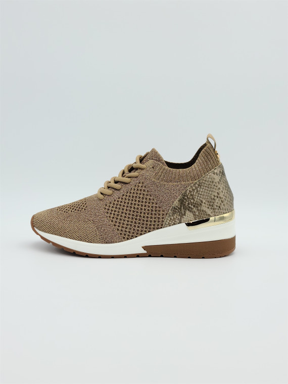 india crochet lame camel