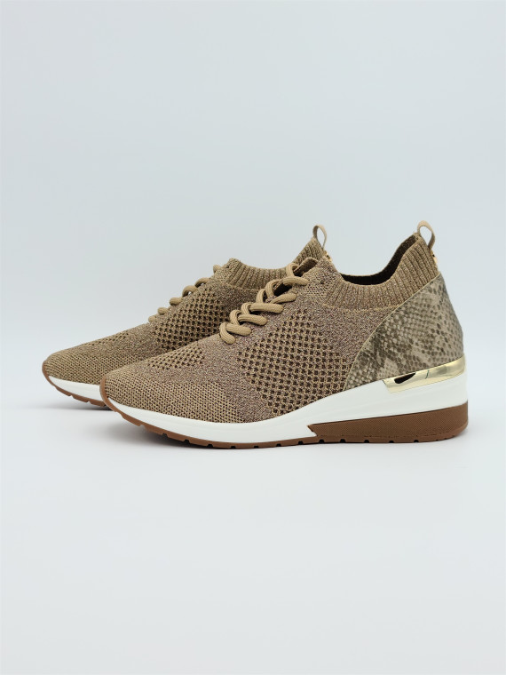 india crochet lame camel