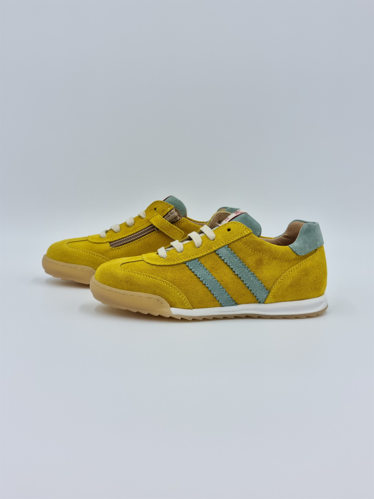 25627s. nubuck jaune