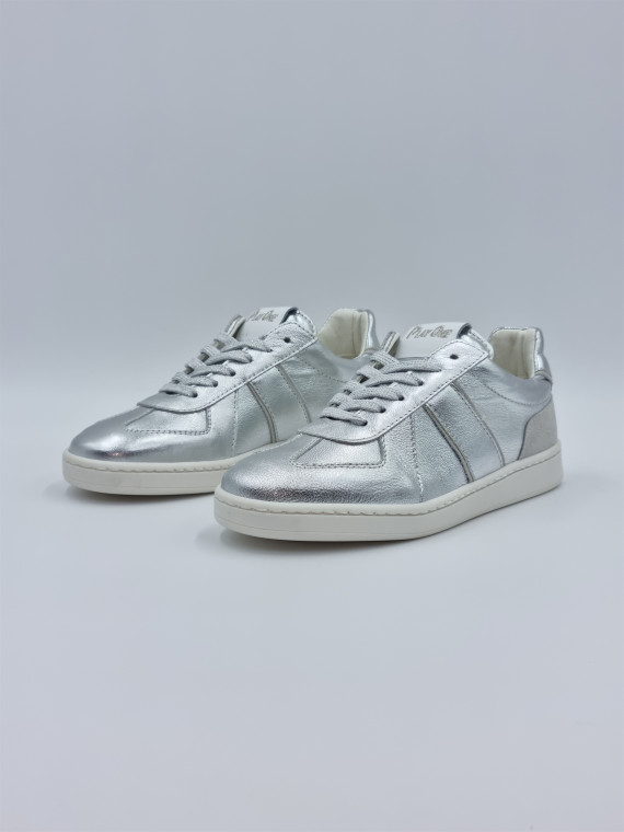 reaction. cuir argent