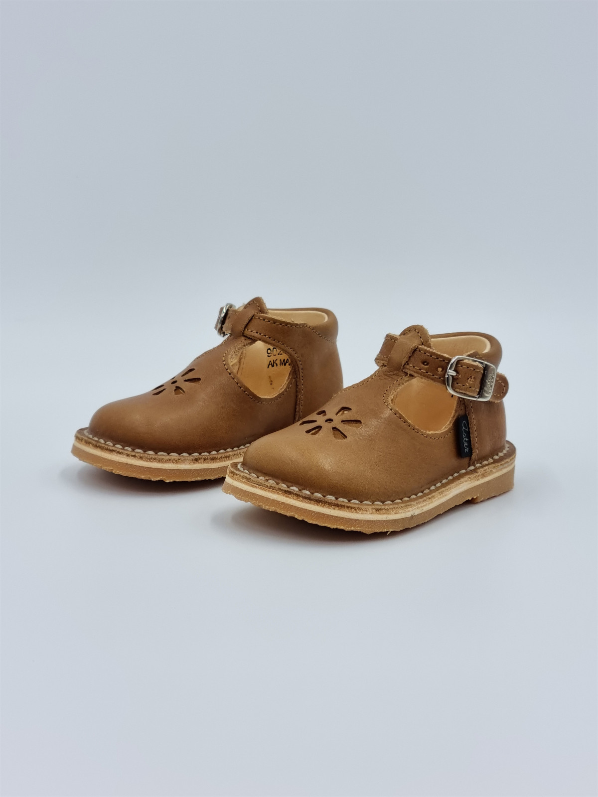 bimbo cuir camel