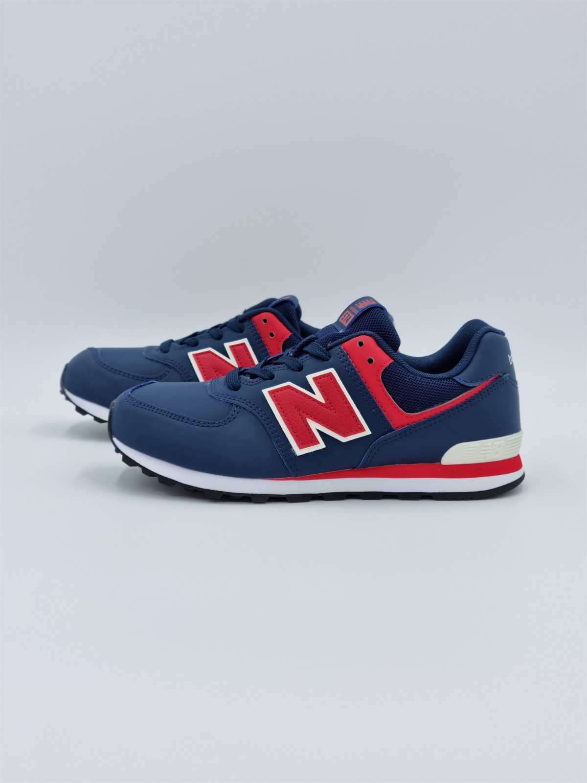 574 core j nubuck/mesh bleu