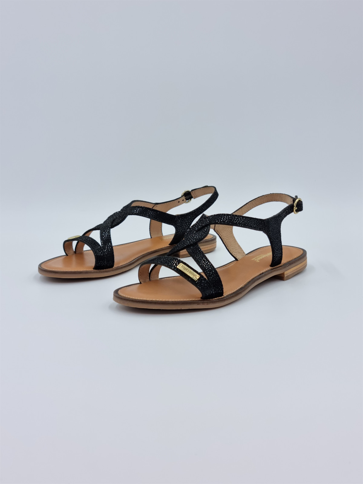 hastral cuir noir