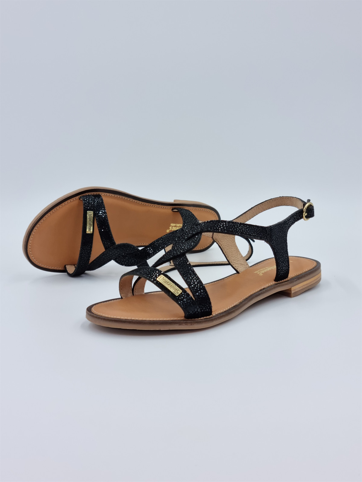 hastral cuir noir
