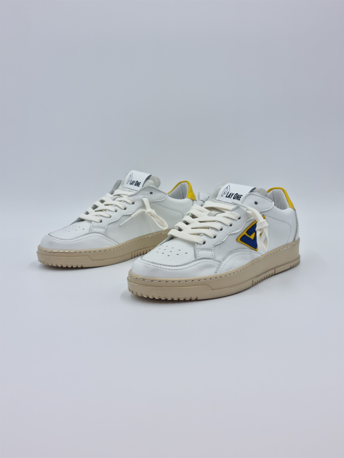 venus cuir blanc jaune