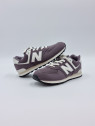 574. textile/nubuck violet
