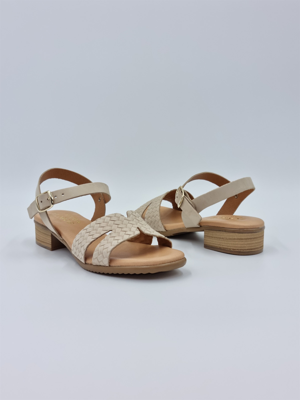 115523 cuir marfil