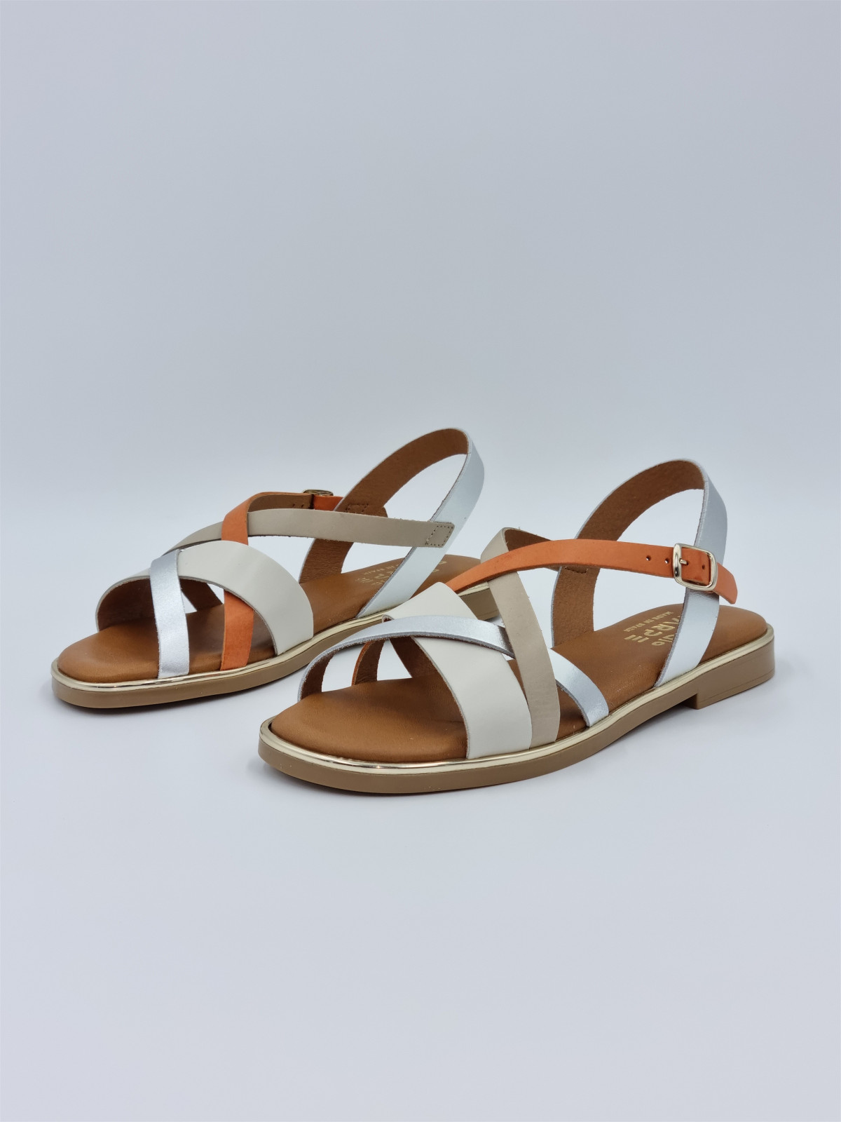 34639 cuir argent