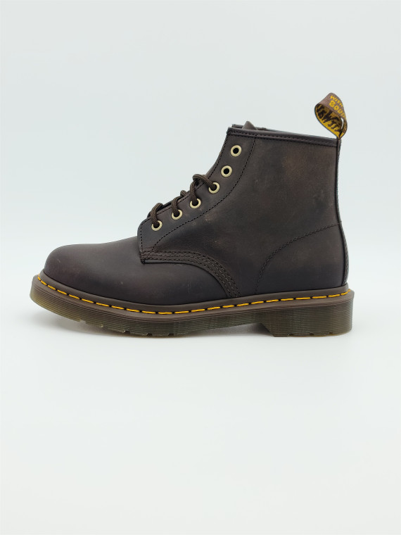 101 crazy horse. brown crazy horse