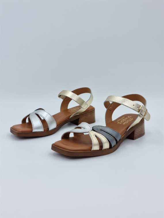 130643 cuir platine