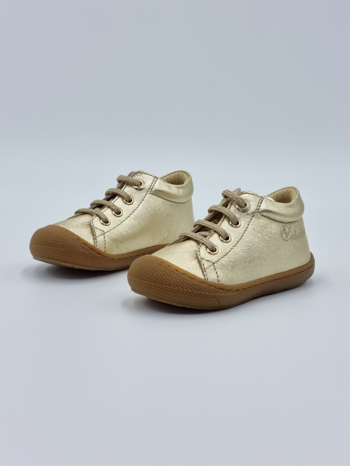 cocoon met pebbled or