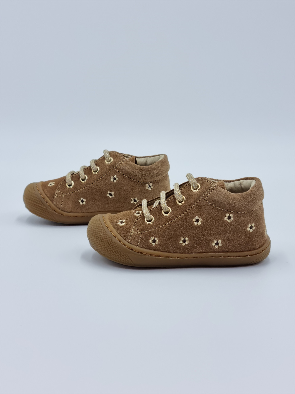 cocoon embrdaisies suede beige