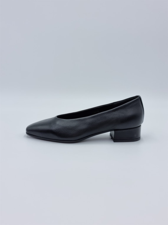 favorite cuir noir