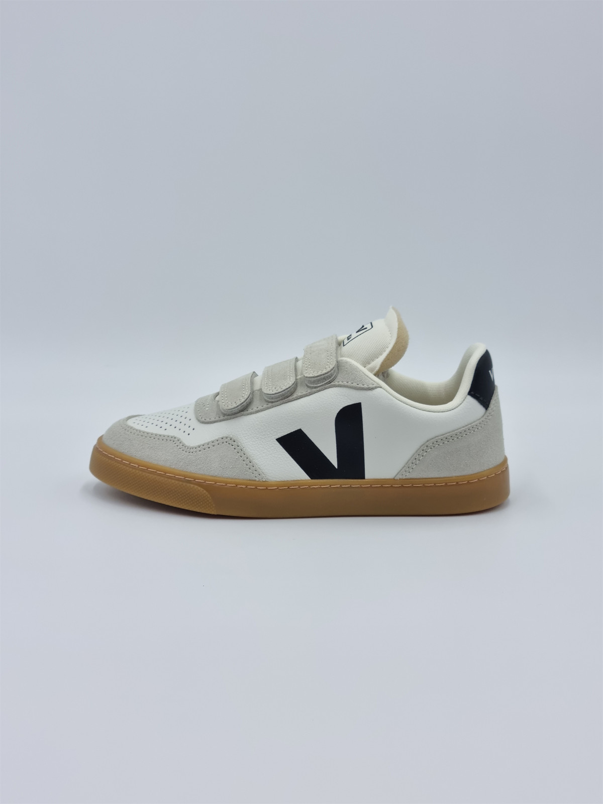 v-90 cuir white_black_natural