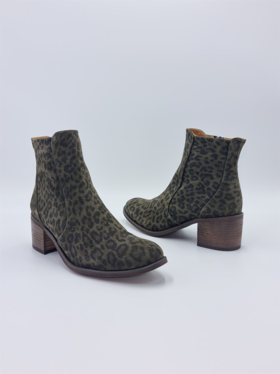 svea velours kaki leo