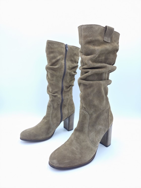 isen velours noisette