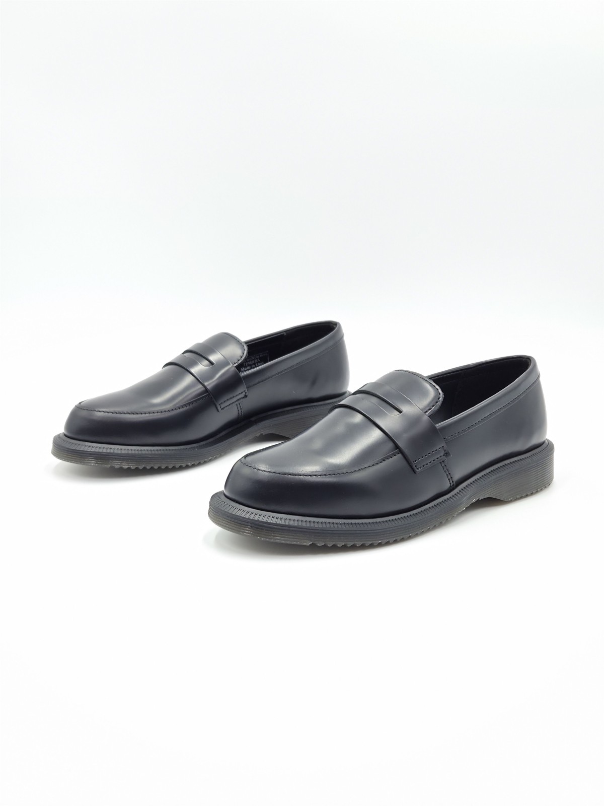 temara cuir smooth noir