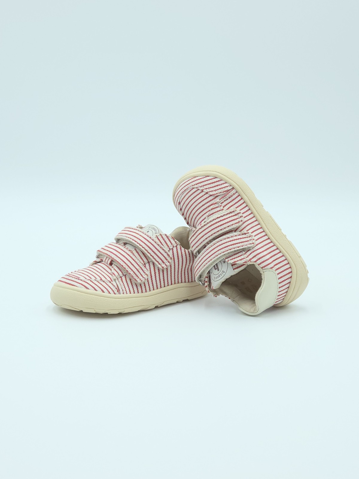 barefoot skipper textile rouge