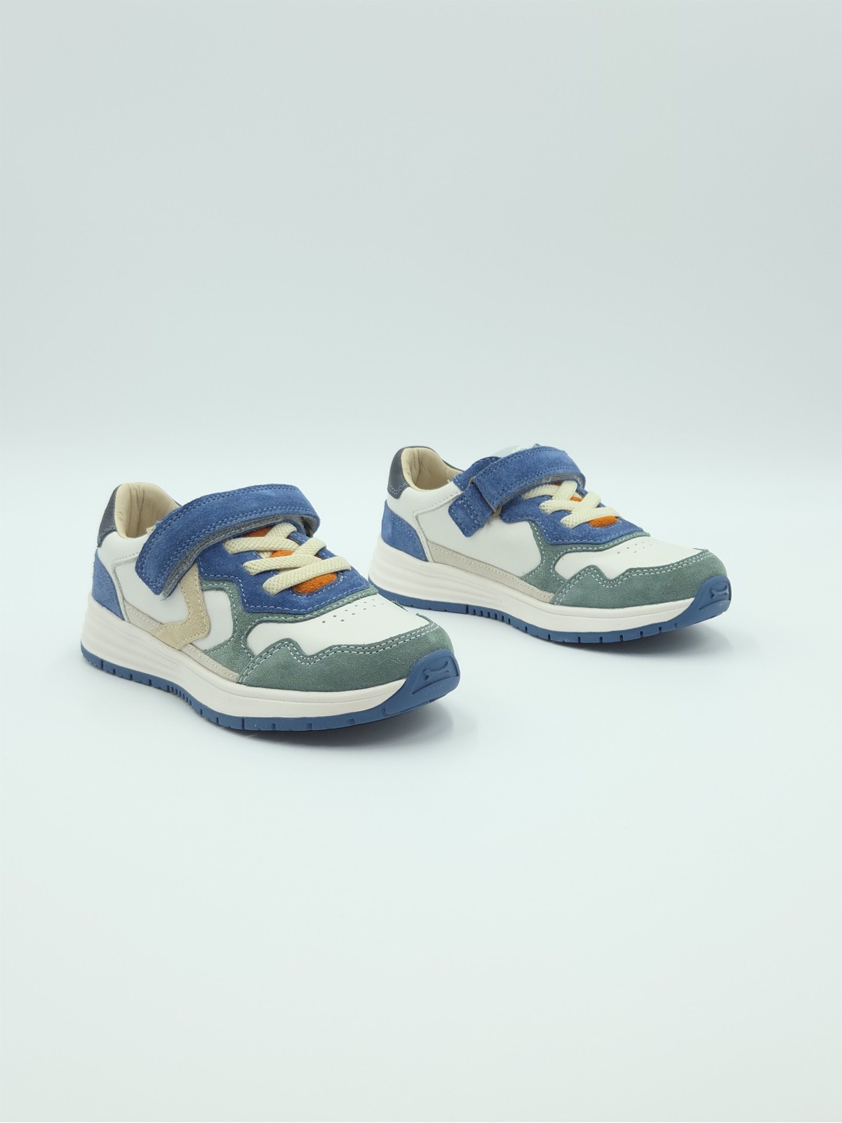 skier cuir o.white + teal