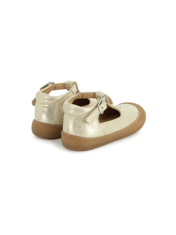 yaka salome muestra platine