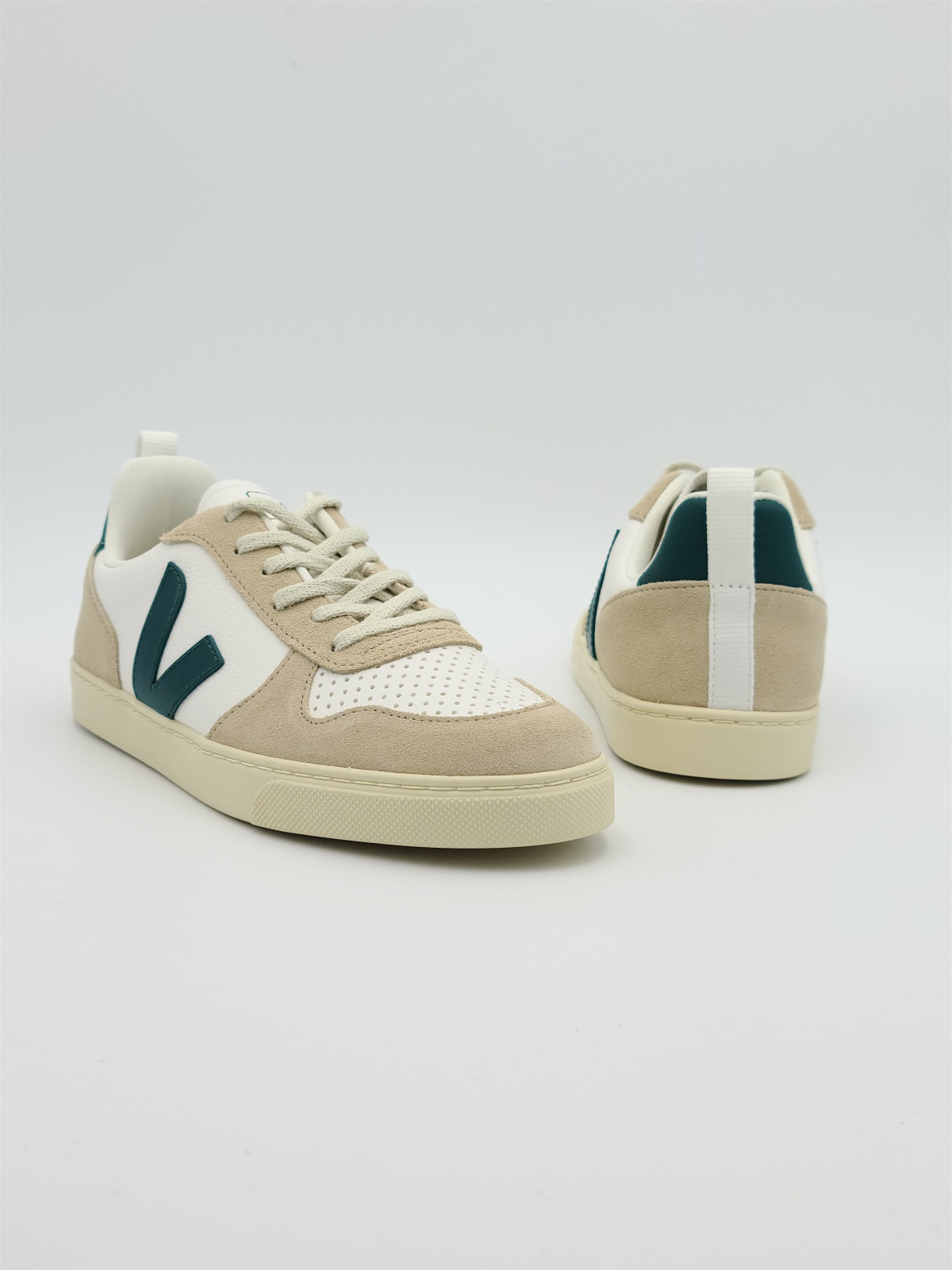 v-10 l textile extra-white_fury_almond