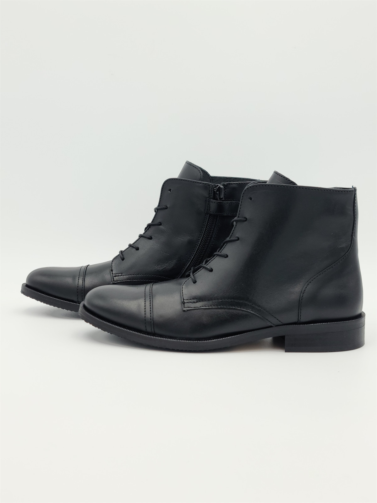 7868 cuir noir