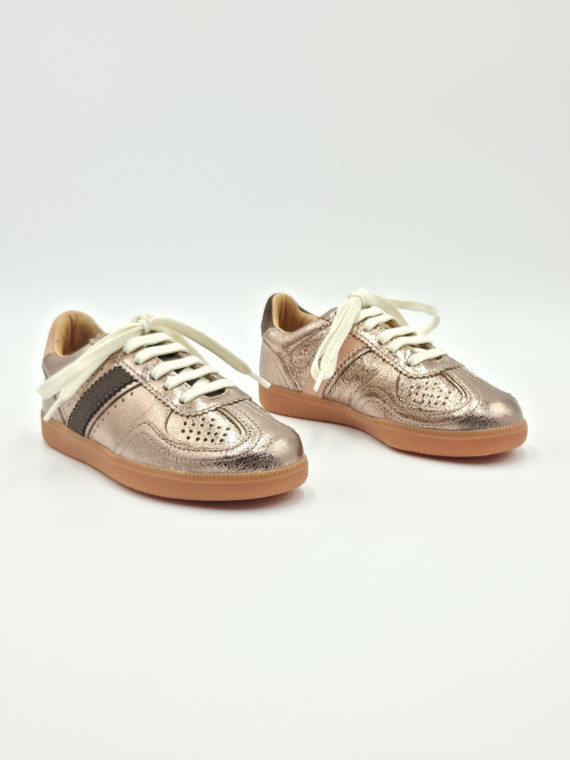 penny cuir or rose.