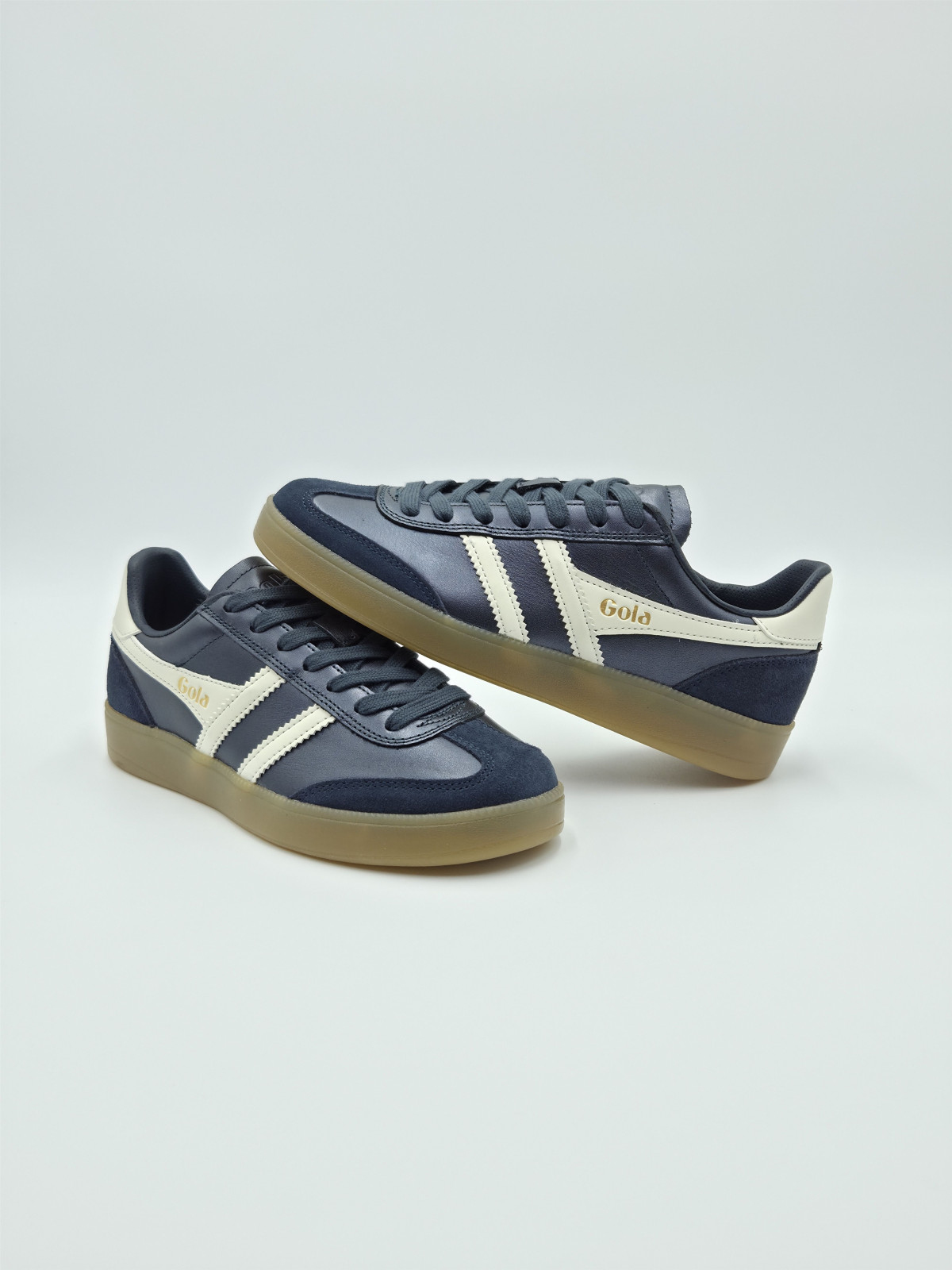 viper metallic cuir navy/off white/gum