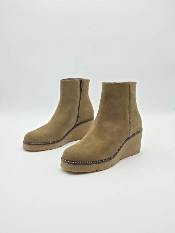 6103l nubuck taupe