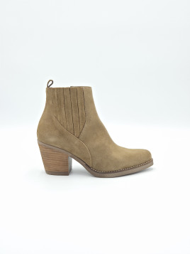 5142 nubuck taupe